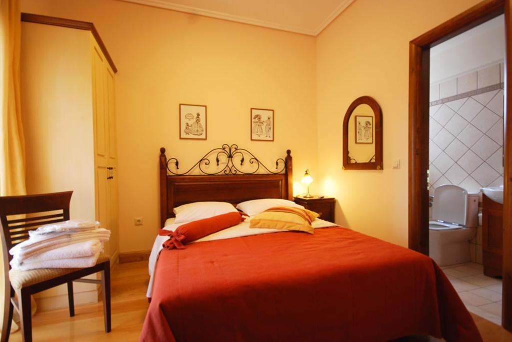 Valentini Guesthouse Карпенисион Номер фото