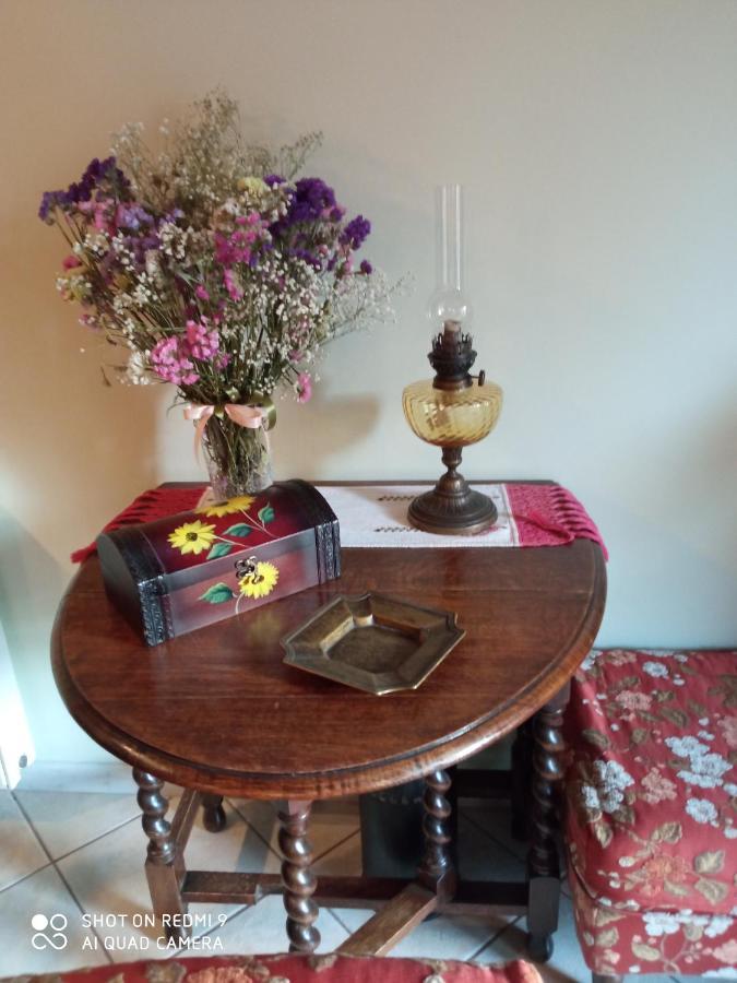Valentini Guesthouse Карпенисион Экстерьер фото