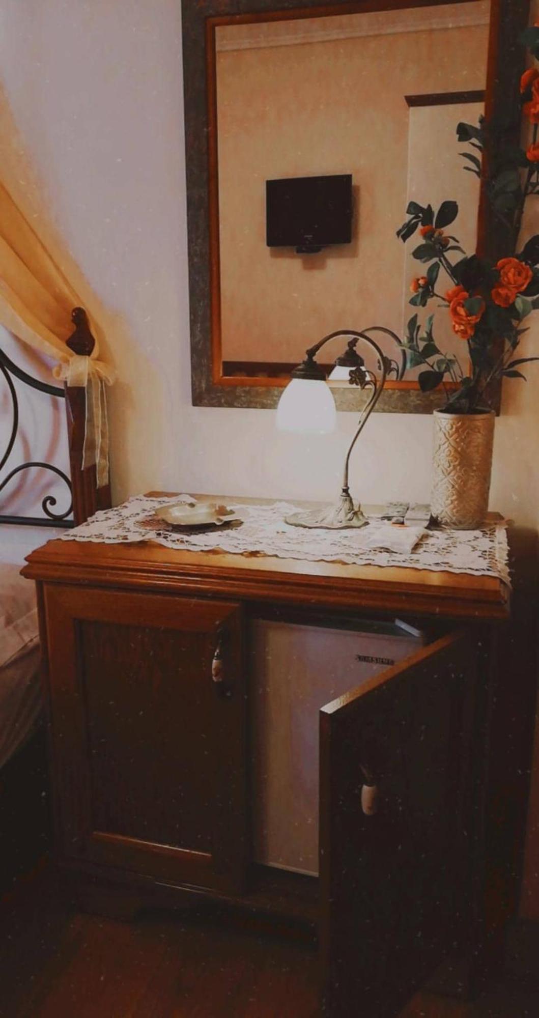 Valentini Guesthouse Карпенисион Номер фото